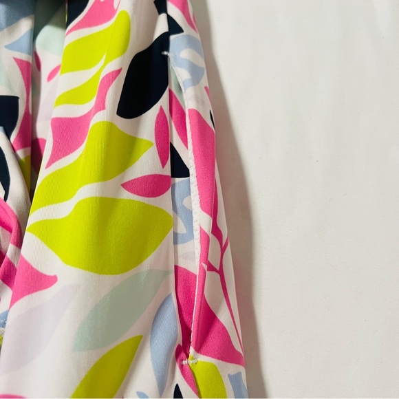 Tommy Bahama Golf Women’s XS Printed Quarter Zip UPF 50 Long Sleeve Top Pockets - Picture 11 of 11